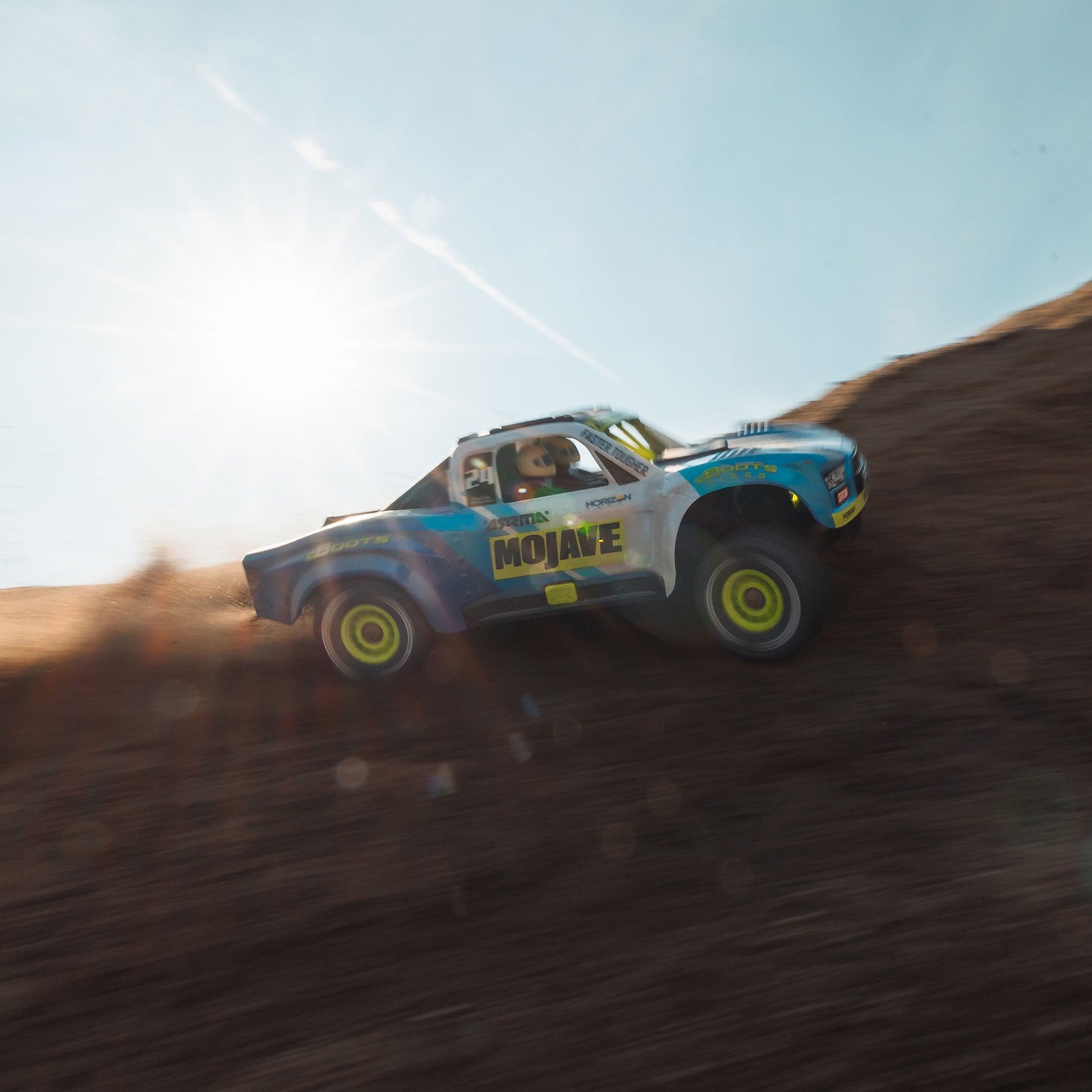 ARRMA MOJAVE GROM 4x4 SMART Small Scale Desert Truck Blue/White ARA2104T2