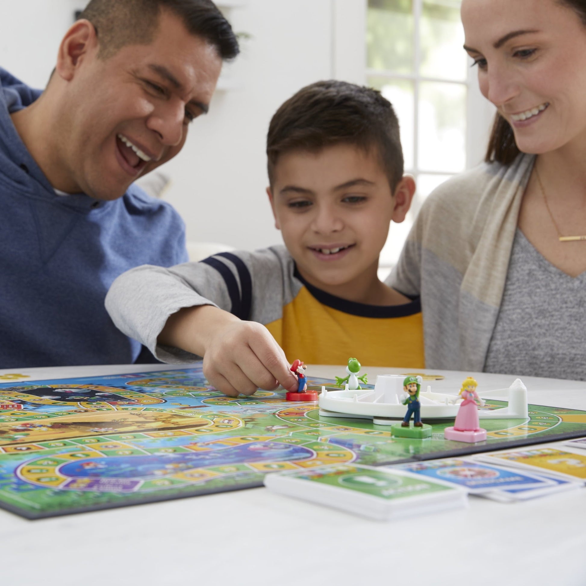 The Game of Life: Super Mario Edition Board Game, Kids Ages 8+, Play Minigames, Collect Stars